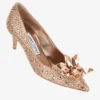 Allure roségouden pumps met puntige neus bedekt met kristallen Allure roségouden pumps met puntige neus bedekt met kristallen