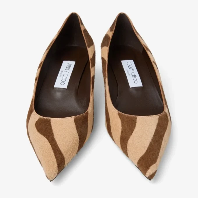 Amelia 35 Chocoladebruine Pumps van Ponyleer met Zebraprint Amelia 35 Chocoladebruine Pumps van Ponyleer met Zebraprint