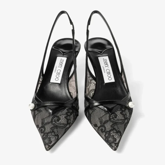 Amita 45 Zwarte Jimmy Choo-pumps van kant en spazzolato Amita 45 Zwarte Jimmy Choo-pumps van kant en spazzolato