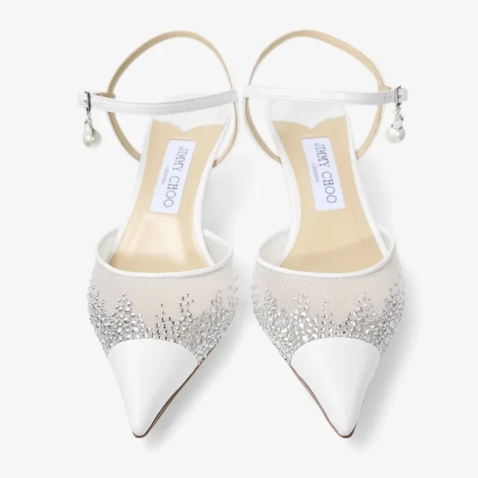 Aren Slingback 45 Witte slingbacks van mesh met kristallen en parelbedeltje Aren Slingback 45 Witte slingbacks van mesh met kristallen en parelbedeltje
