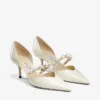 Aurelie 65 Latte lakleren pumps met spitse neus en parelversiering Aurelie 65 Latte lakleren pumps met spitse neus en parelversiering