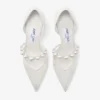 Aurelie 85 ivoorkleurige jimmy choo-pumps van kant met parelversiering Aurelie 85 ivoorkleurige jimmy choo-pumps van kant met parelversiering