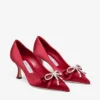 Auria 70 robijnrode satijnen pumps met satijnen strik met kristallen Auria 70 robijnrode satijnen pumps met satijnen strik met kristallen