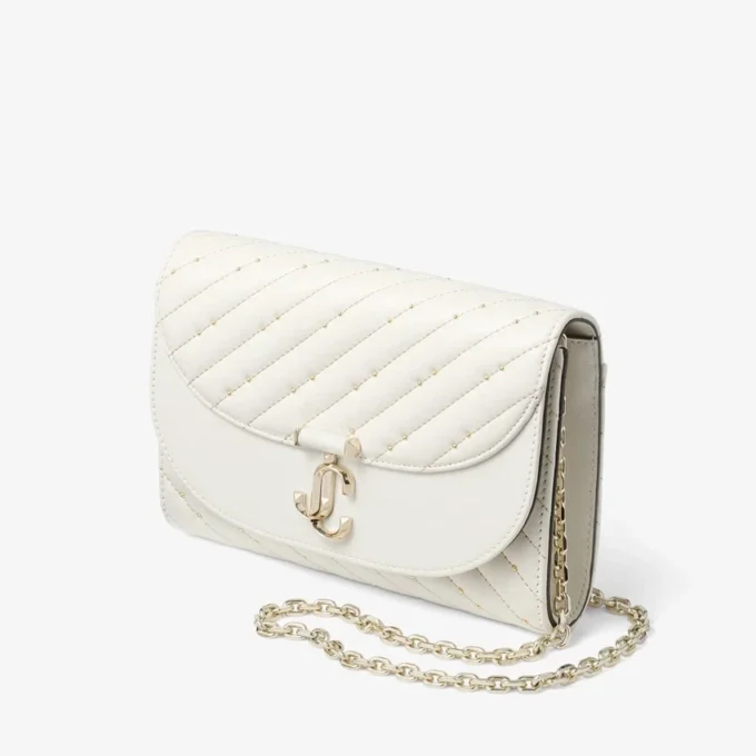 Avenue Curve Clutch Latte gewatteerde nappalederen clutch Avenue Curve Clutch Latte gewatteerde nappalederen clutch
