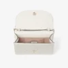 Avenue Curve Clutch Latte gewatteerde nappalederen clutch Avenue Curve Clutch Latte gewatteerde nappalederen clutch