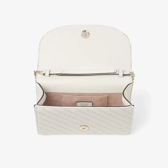 Avenue Curve Clutch Latte gewatteerde nappalederen clutch Avenue Curve Clutch Latte gewatteerde nappalederen clutch