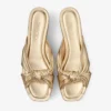 Avenue Wedge 50 Goudkleurige nappa muiltjes met sleehak Avenue Wedge 50 Goudkleurige nappa muiltjes met sleehak