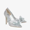 Avril met kristallen bedekte pumps met spitse neus