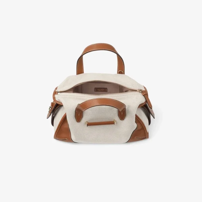 Bar Holdall Small: naturel en tan gerecyclede canvas reistas met biker-leren afwerking Bar Holdall Small: naturel en tan gerecyclede canvas reistas met biker-leren afwerking