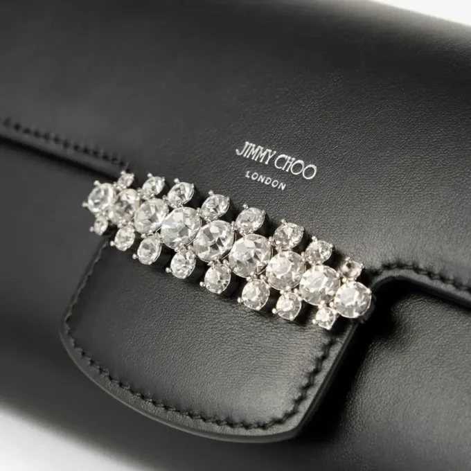 Bing Wallet Chain Zwarte Leren Mini-schoudertas met Kristallen Detail Bing Wallet Chain Zwarte Leren Mini-schoudertas met Kristallen Detail