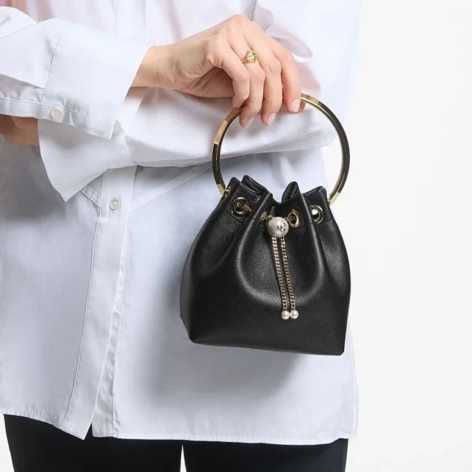 Bon Bon Biker leren zwarte tas met parelsluiting Bon Bon Biker leren zwarte tas met parelsluiting