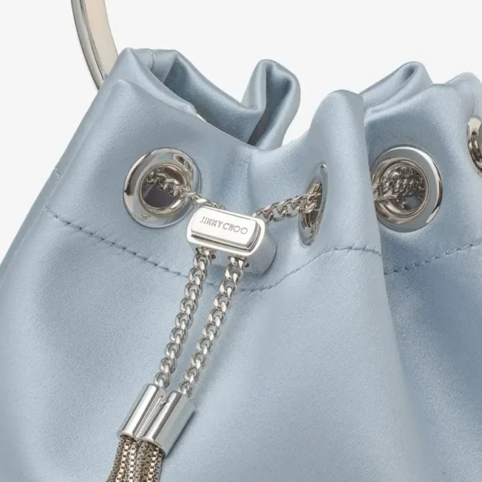 Bon Bon ijsblauwe satijnen bucket bag Bon Bon ijsblauwe satijnen bucket bag