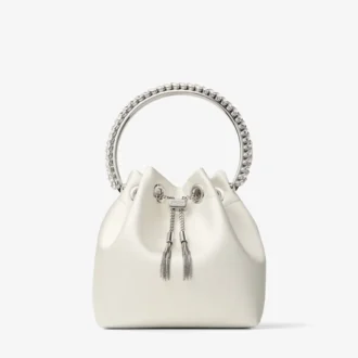 bon bon ivoorkleurige satijnen tas met kristallen handvat 1 330x330 - Bon Bon ivoorkleurige satijnen tas met kristallen handvat