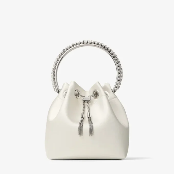 Bon Bon ivoorkleurige satijnen tas met kristallen handvat Bon Bon ivoorkleurige satijnen tas met kristallen handvat