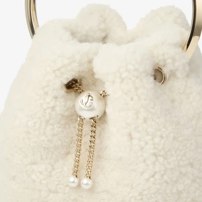 Bon Bon natuurlijke bucket bag met metalen handvat