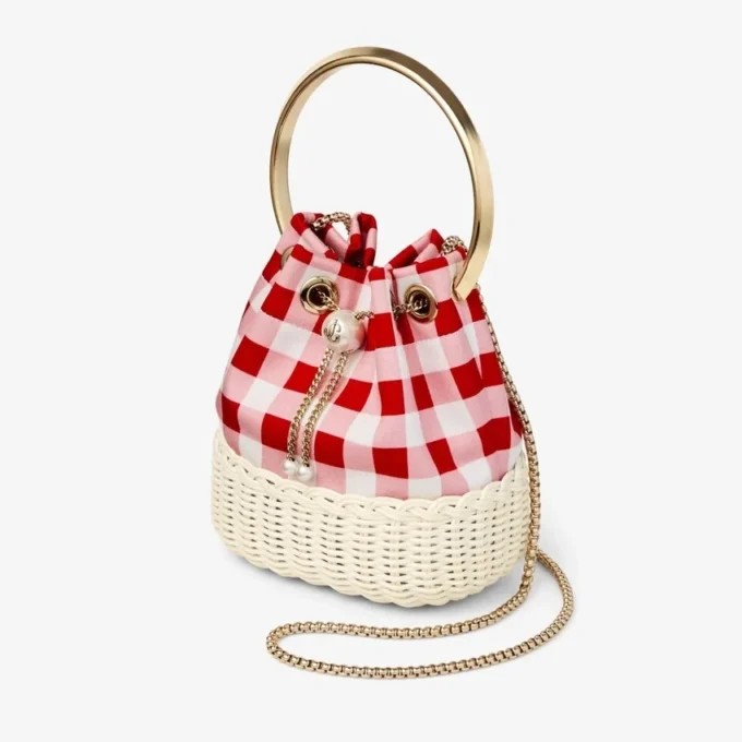 Bon Bon Ruby Red Gingham katoenen stof en rieten bucket bag Bon Bon Ruby Red Gingham katoenen stof en rieten bucket bag