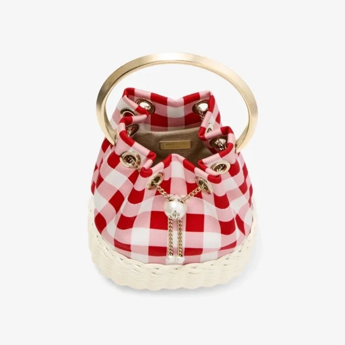 Bon Bon Ruby Red Gingham katoenen stof en rieten bucket bag Bon Bon Ruby Red Gingham katoenen stof en rieten bucket bag