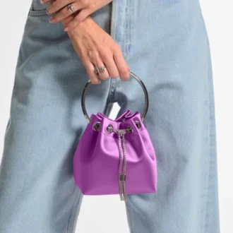 bon bon violet orchid satijnen handtas met metalen armband 2 330x330 - Bon Bon Violet Orchid satijnen handtas met metalen armband