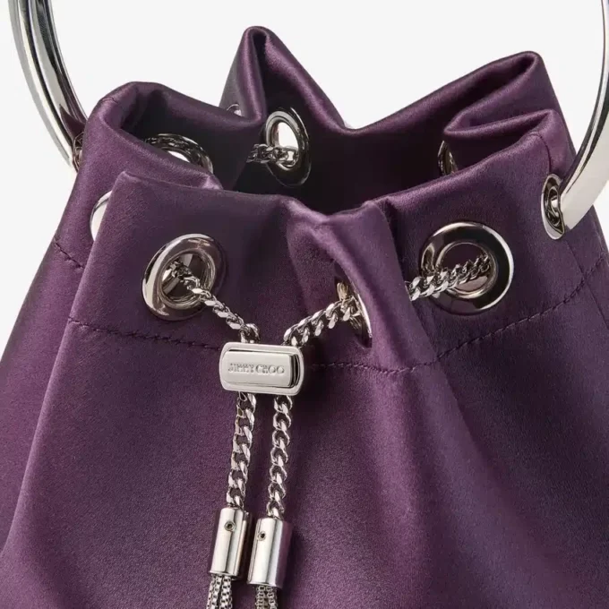 Bon Bon Winter Bloom satijnen handtas met metalen armband Bon Bon Winter Bloom satijnen handtas met metalen armband