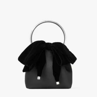 Bon Bon zwarte satijnen bucket bag met fluwelen strik