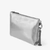 Callie zilverkleurige metallic leren clutch