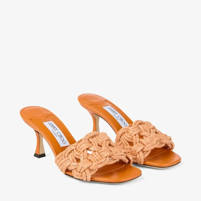 Chara 70 Sunset Orange muiltjes van gehaakt raffia en nappaleer Chara 70 Sunset Orange muiltjes van gehaakt raffia en nappaleer