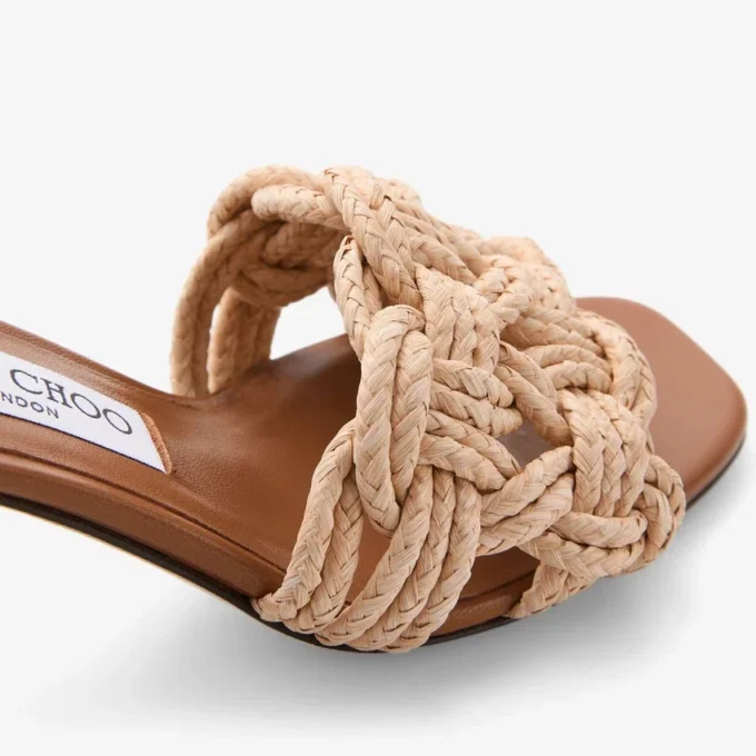 Chara 70 Tan leren en gehaakte raffia muilsandaal Chara 70 Tan leren en gehaakte raffia muilsandaal