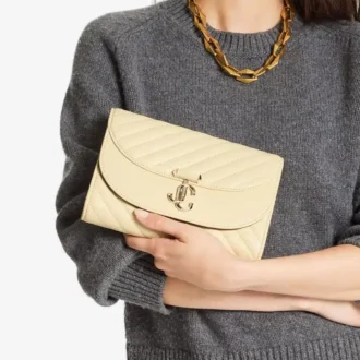 Curve Clutch Buttermilk gewatteerde Biker-leren clutch