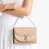 Curve Clutch Chai gewatteerde Biker-Leather-Clutch
