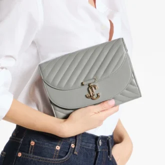 Curve Clutch Dove gewatteerde Biker-leer-clutch