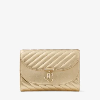 Curve Clutch Glanzend goudkleurig gewatteerd metallic leren clutch met ketting