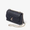Curve Crossbody Small Marine gewatteerde crossbodytas van bikerleer