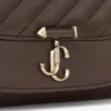 Curve-portemonnee met ketting Chocoladebruine gewatteerde Biker-leren portemonnee met ketting Curve-portemonnee met ketting Chocoladebruine gewatteerde Biker-leren portemonnee met ketting