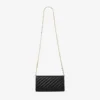 Curve-portemonnee met ketting Zwarte gewatteerde portemonnee van bikerleer met ketting Curve-portemonnee met ketting Zwarte gewatteerde portemonnee van bikerleer met ketting