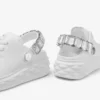 Diamond Sling witte nappaleren slippers met kristallen band