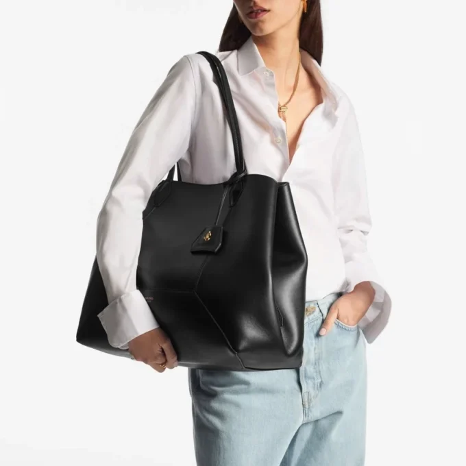 Diamond Tote Large Zwarte kalfsleren draagtas Diamond Tote Large Zwarte kalfsleren draagtas