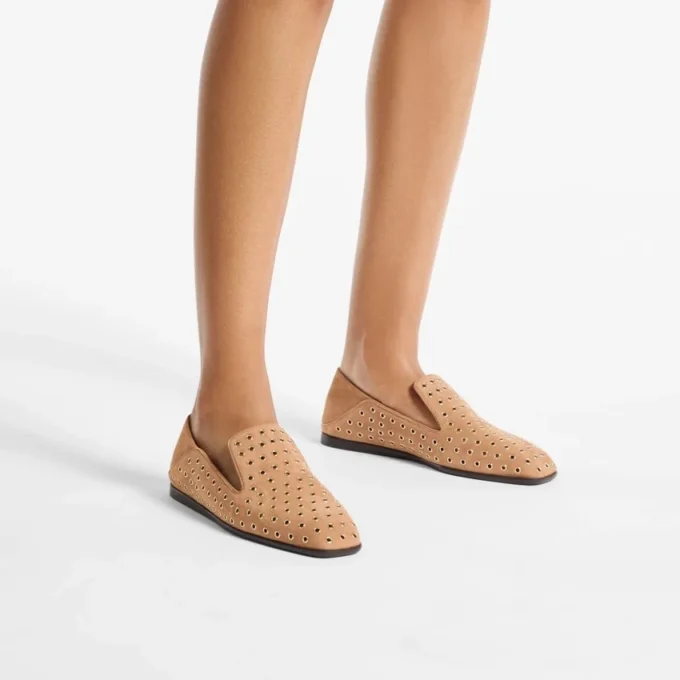 Eliot Slipper F Toffee suède pantoffels met oogjes Eliot Slipper F Toffee suède pantoffels met oogjes