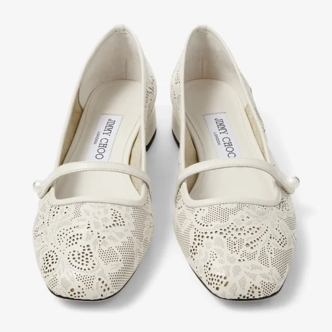 Elisa Ballerina Latte jimmy choo Ballerina’s van geperforeerd nappaleer Elisa Ballerina Latte jimmy choo Ballerina’s van geperforeerd nappaleer