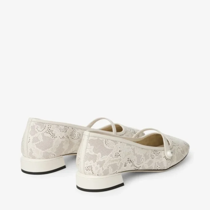 Elisa Ballerina Latte jimmy choo Ballerina’s van geperforeerd nappaleer Elisa Ballerina Latte jimmy choo Ballerina’s van geperforeerd nappaleer
