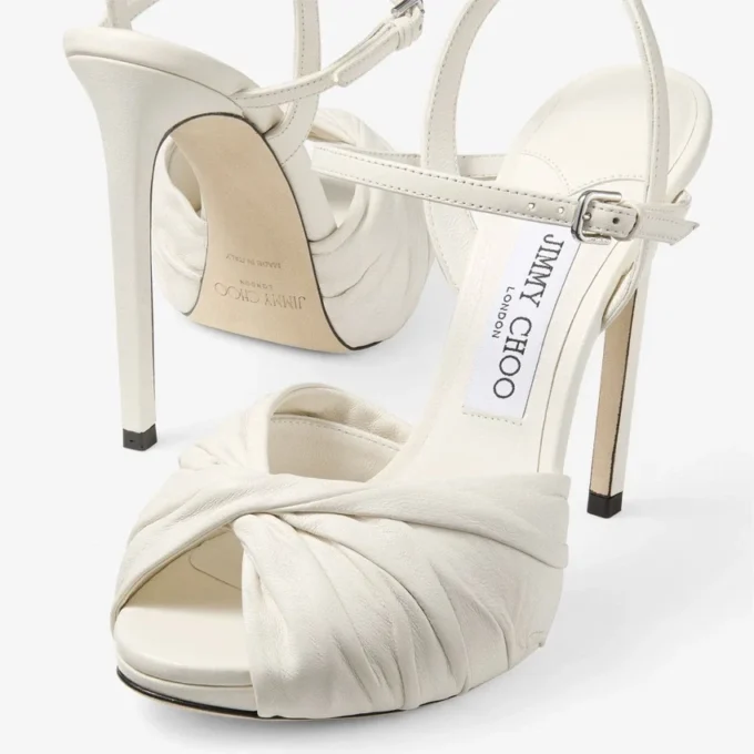 Elly 120 Latte sandalen van zacht handschoenleer en glanzend nappaleer