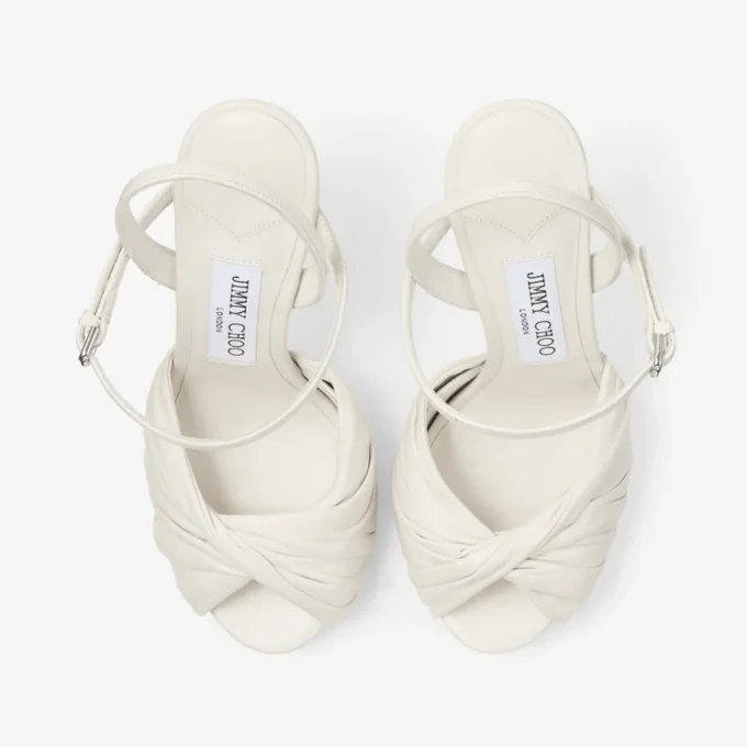 Elly 120 Latte sandalen van zacht handschoenleer en glanzend nappaleer