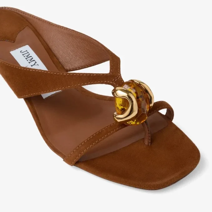 Emeri Stone 35 Tan suède sandalen met steendetail Emeri Stone 35 Tan suède sandalen met steendetail