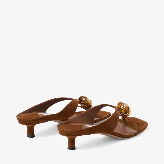 Emeri Stone 35 Tan suède sandalen met steendetail Emeri Stone 35 Tan suède sandalen met steendetail