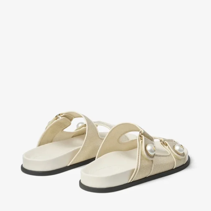 Fayence-sandaal Champagne metallic lakslederen sandalen met parels