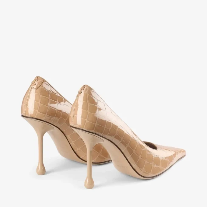 Ixia 95 Chai glanzende pumps van leer met krokodillenreliëf Ixia 95 Chai glanzende pumps van leer met krokodillenreliëf