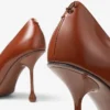 Ixia 95 cognackleurige pumps van gespoten spazzolato-leer Ixia 95 cognackleurige pumps van gespoten spazzolato-leer