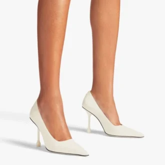 Ixia 95 Latte lakleren pumps