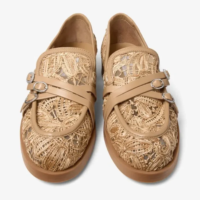 Kalia Loafer Loafers van natuurlijk geweven raffia met bloemenmotief en kalfsleer Kalia Loafer Loafers van natuurlijk geweven raffia met bloemenmotief en kalfsleer