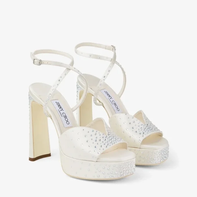 Karli Platform 125 Ivoor Satijnen Kristallen Plateausandalen Karli Platform 125 Ivoor Satijnen Kristallen Plateausandalen