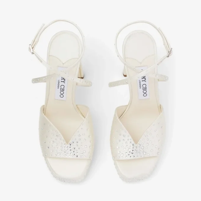 Karli Platform 125 Ivoor Satijnen Kristallen Plateausandalen Karli Platform 125 Ivoor Satijnen Kristallen Plateausandalen